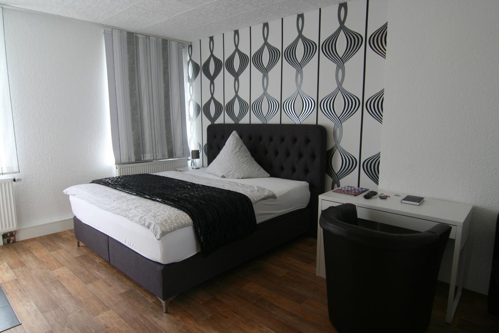 Hotel Lindenhof 라이넌 외부 사진